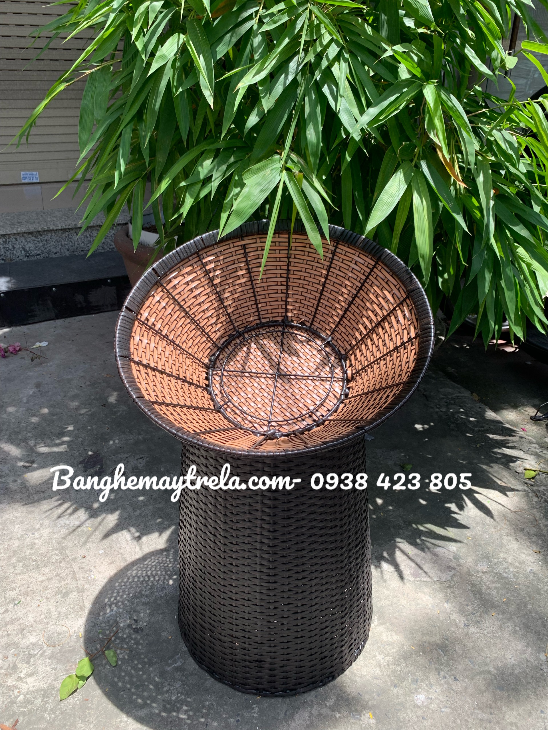 Giỏ mây nhựa trưng trái cây hoa quả